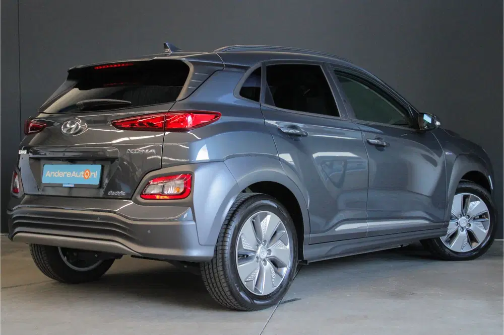 Hyundai KONA EV Fashion Design 64 kWh uit 2020, foto 3