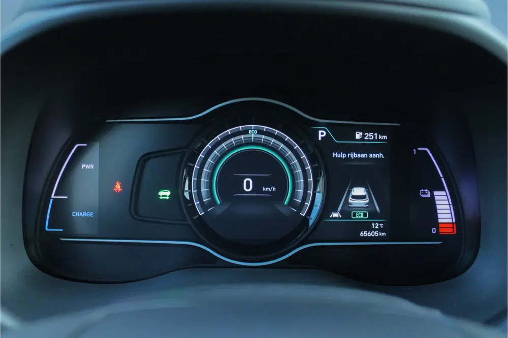 Hyundai KONA EV Fashion Design 64 kWh uit 2020, foto 6