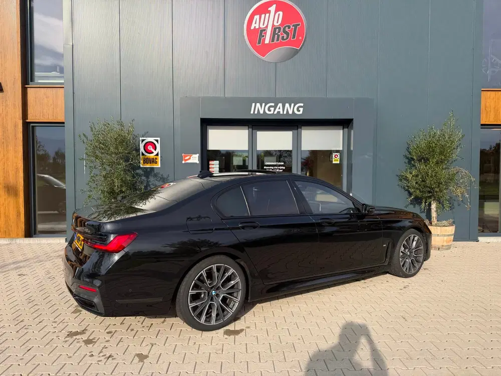 BMW 7-serie 745e High Executive l full optios 4 wiel s uit 2021, foto 2