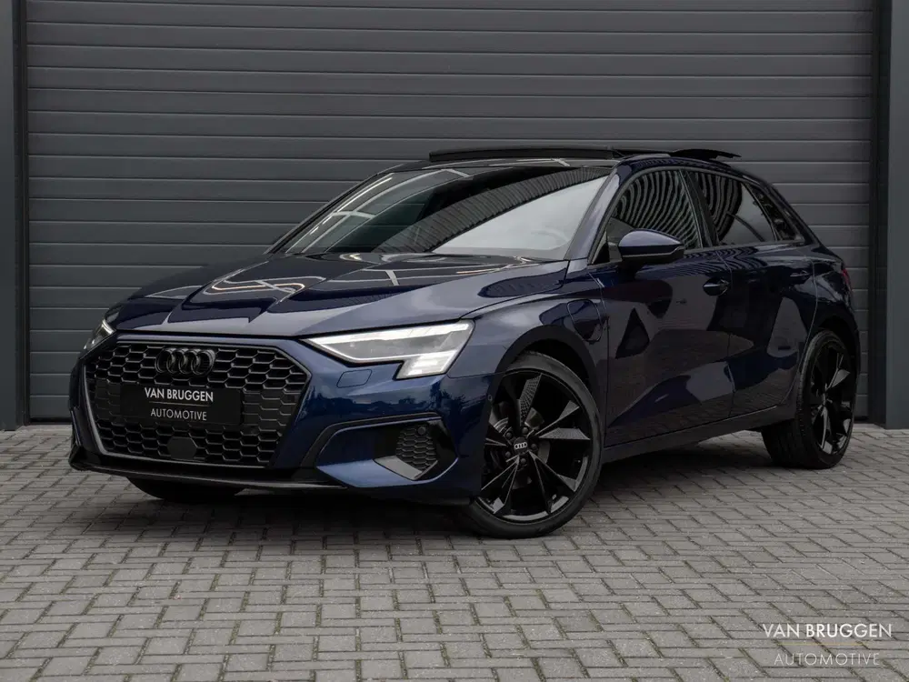Audi A3 40 TFSI e S-Line Pano RS-Stoelen B&O Massa uit 2021