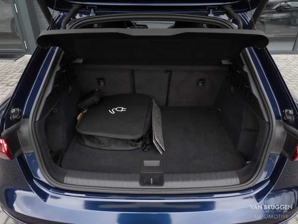 Audi A3 40 TFSI e S-Line Pano RS-Stoelen B&O Massa uit 2021, foto 11