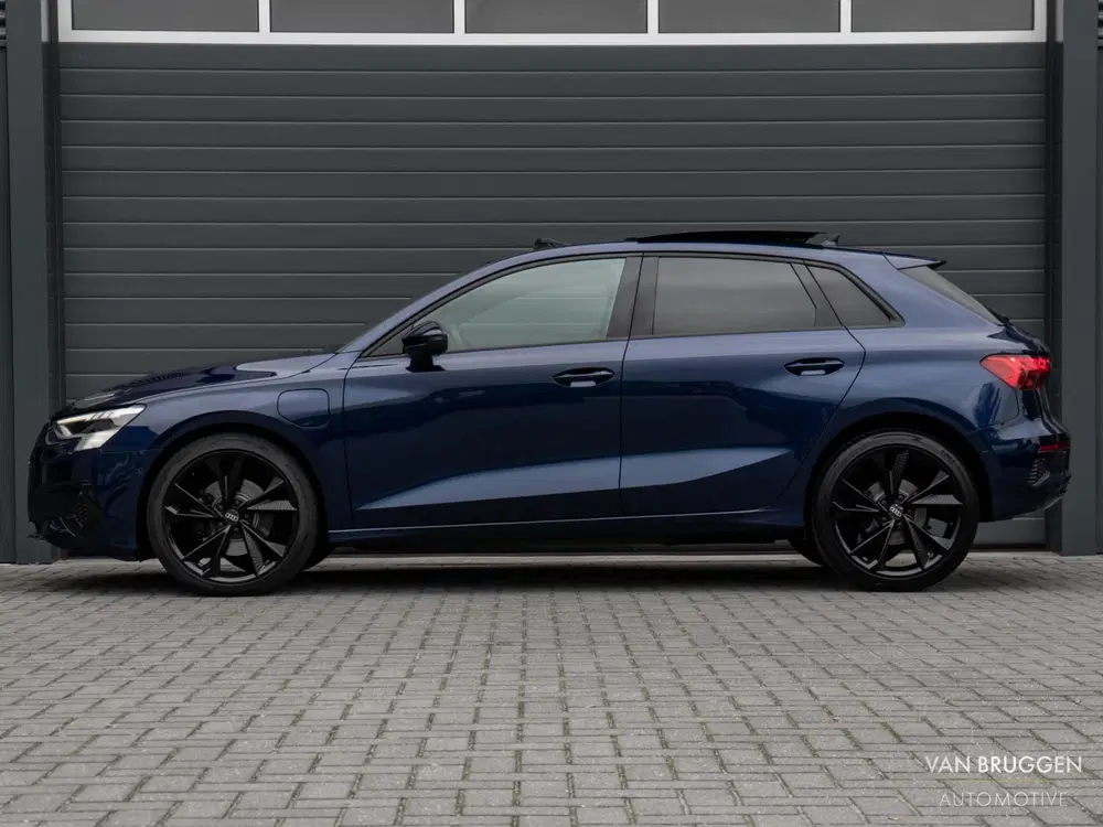 Audi A3 40 TFSI e S-Line Pano RS-Stoelen B&O Massa uit 2021, foto 13