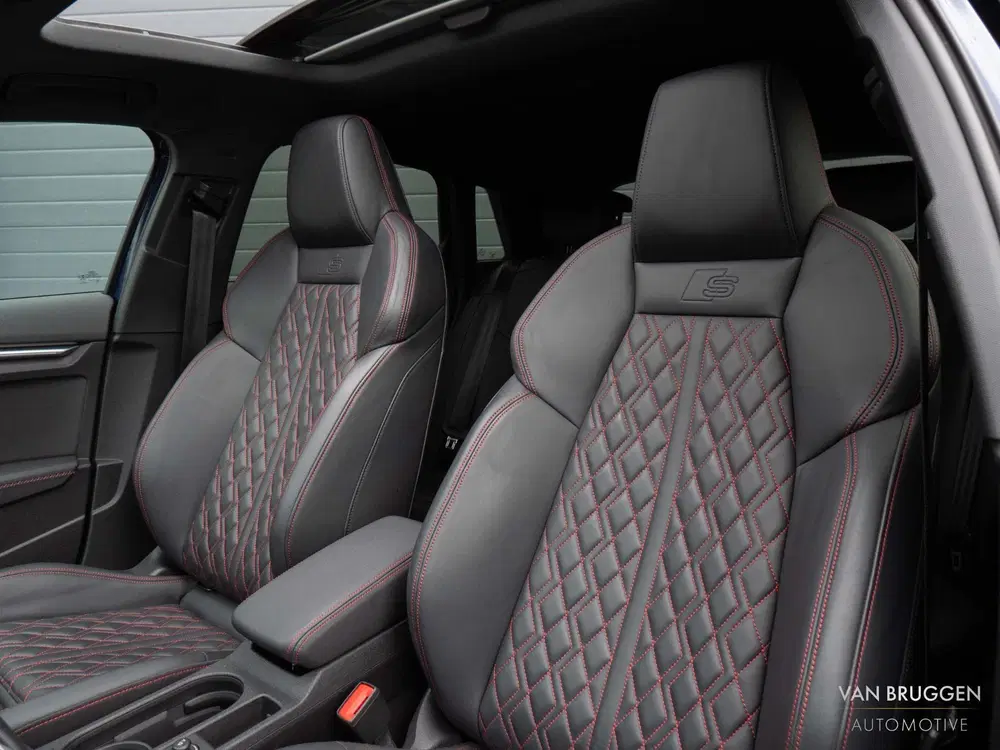 Audi A3 40 TFSI e S-Line Pano RS-Stoelen B&O Massa uit 2021, foto 2