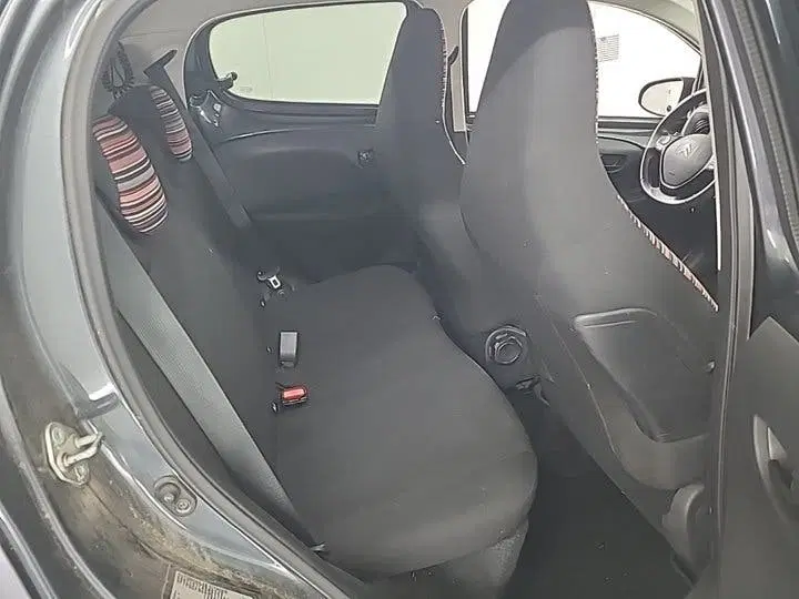 Citroën C1 1.0 VTi Feel AIRCO uit 2020, foto 12