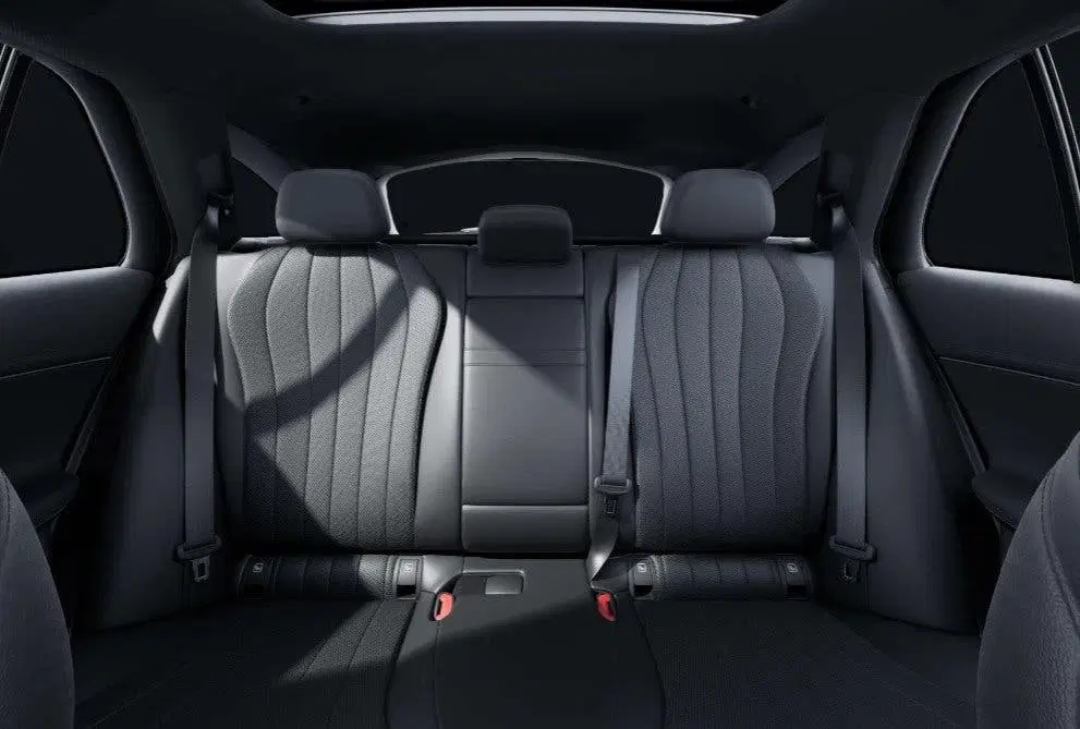 Mercedes-Benz E-Klasse 300 e Luxury Line Airmatic uit 2025, foto 4