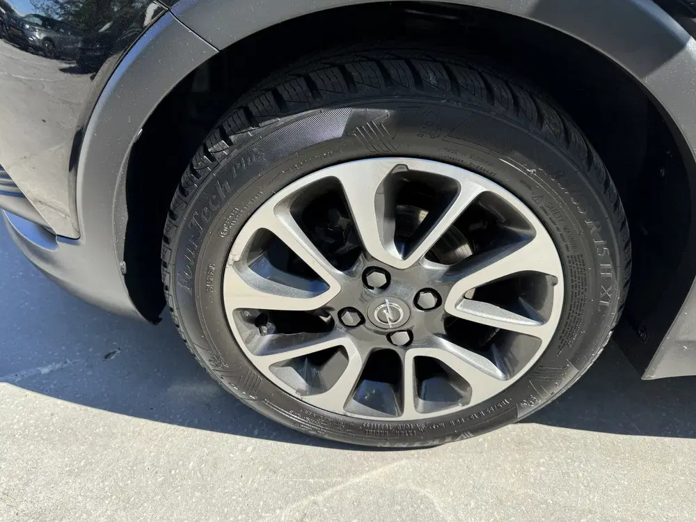 Opel Karl 1.0 75pk Automaat Rocks Online Edition LPG uit 2019, foto 3