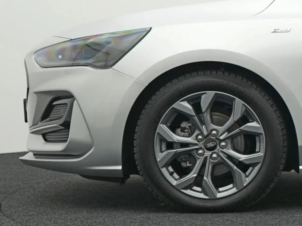 Ford Focus 1.0 EcoBoost Hybrid ST Line X uit 2023, foto 8