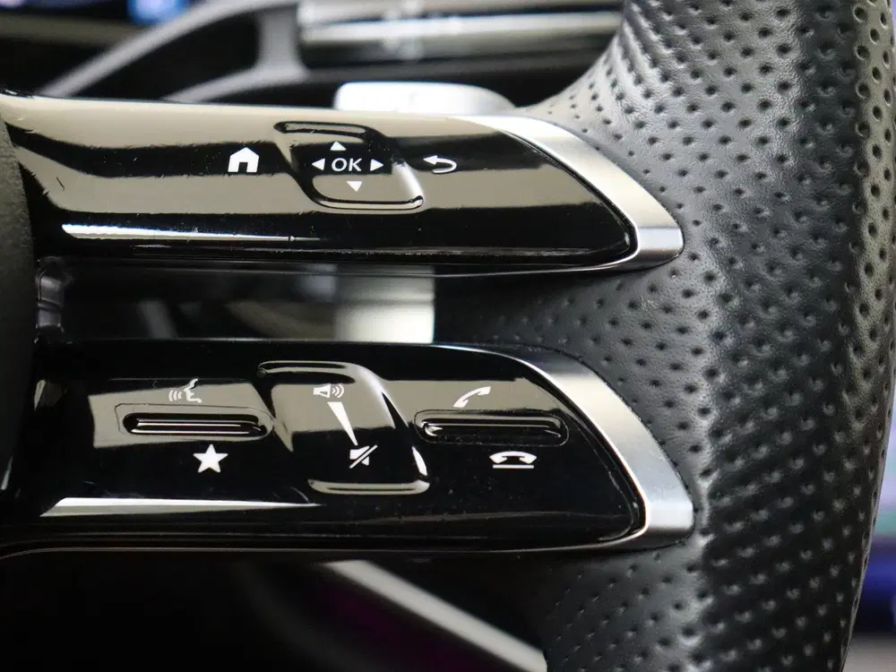 Mercedes-Benz E-Klasse 300 e Sport Edition Panoramadak uit 2025, foto 14