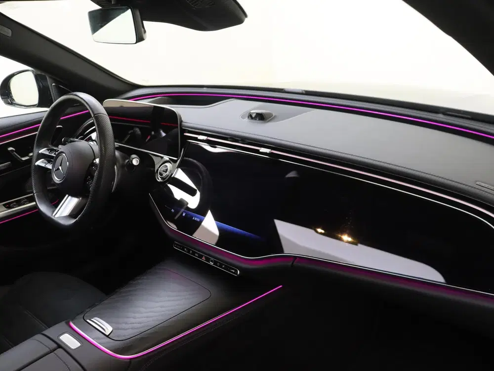 Mercedes-Benz E-Klasse 300 e Sport Edition Panoramadak uit 2025, foto 4