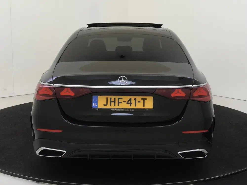 Mercedes-Benz E-Klasse 300 e Sport Edition Panoramadak uit 2025, foto 8