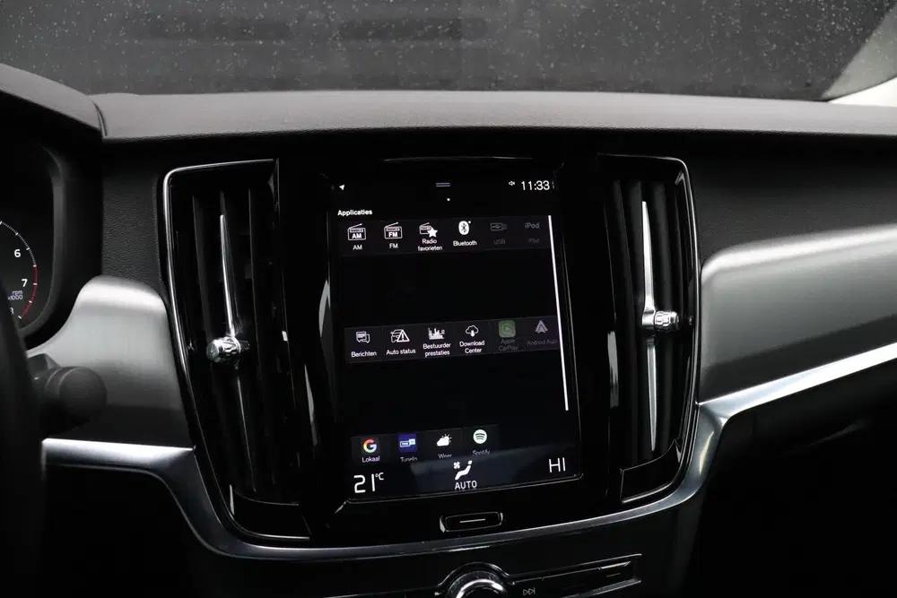 Volvo S90 2.0 T4 Momentum uit 2019, foto 10