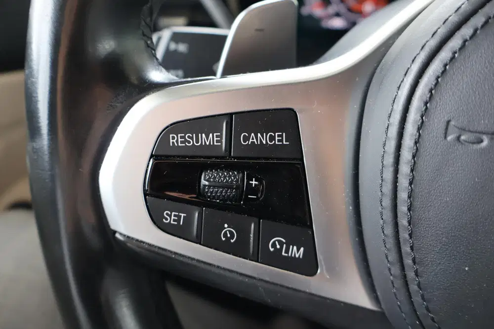 BMW 3-serie 318i Business Edition Plus uit 2021, foto 11