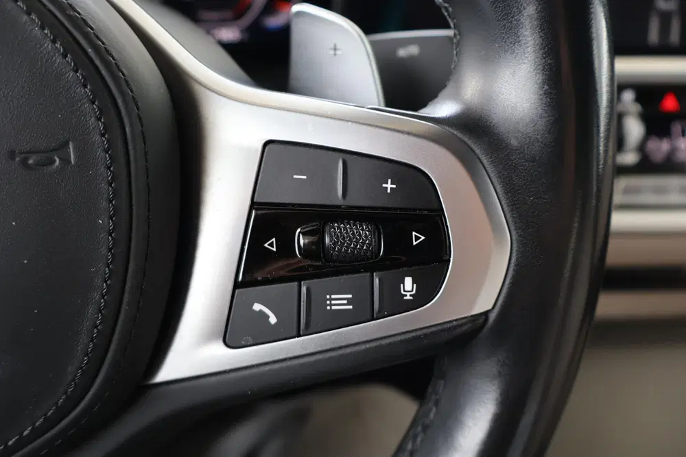 BMW 3-serie 318i Business Edition Plus uit 2021, foto 12