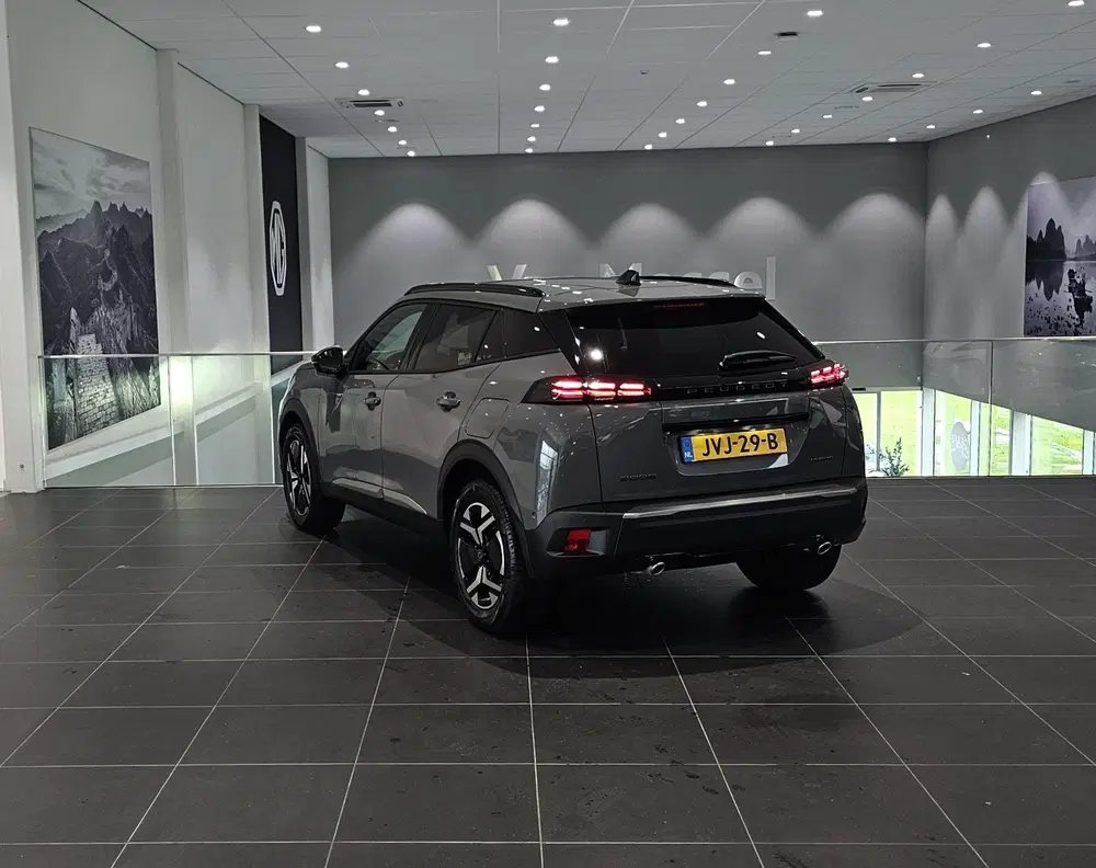 Peugeot 2008 1.2 Hybrid 145 Allure uit 2026, foto 7