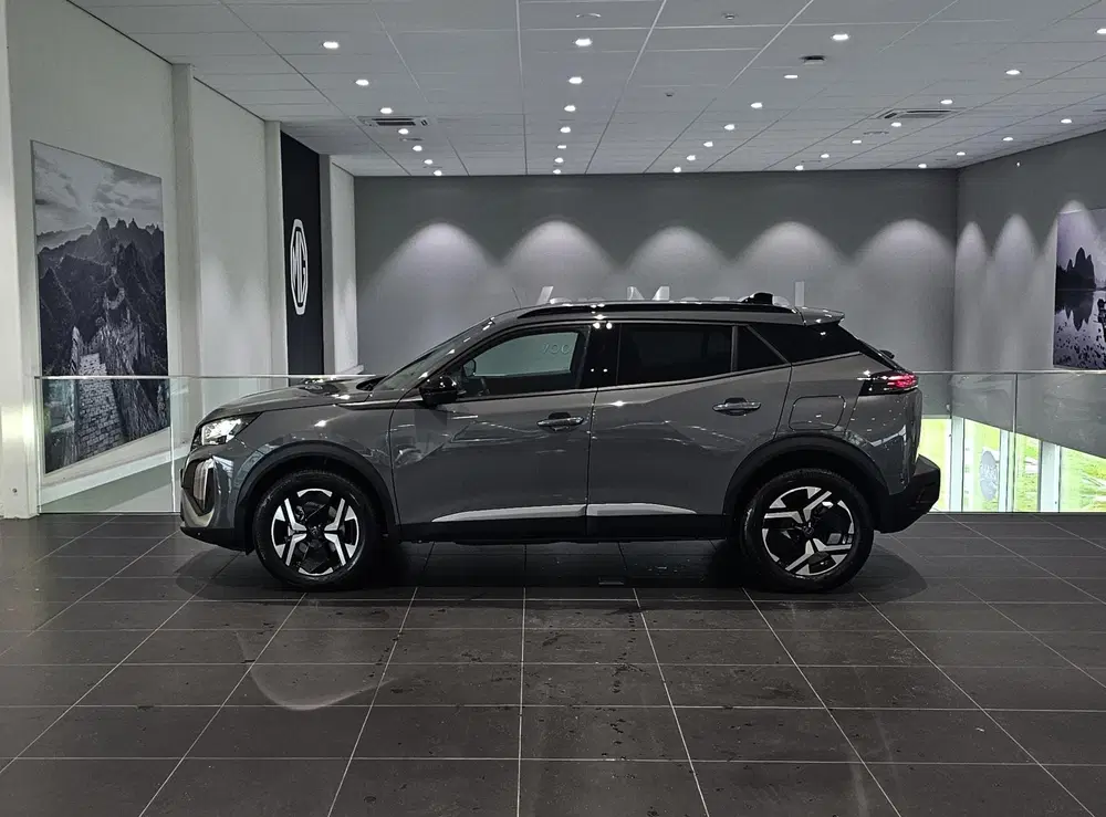 Peugeot 2008 1.2 Hybrid 145 Allure uit 2026, foto 8