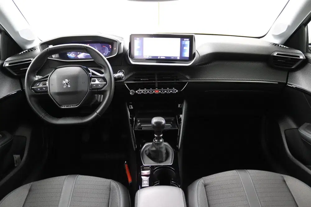 Peugeot 208 1.2 100 PK Allure Pack uit 2021, foto 3