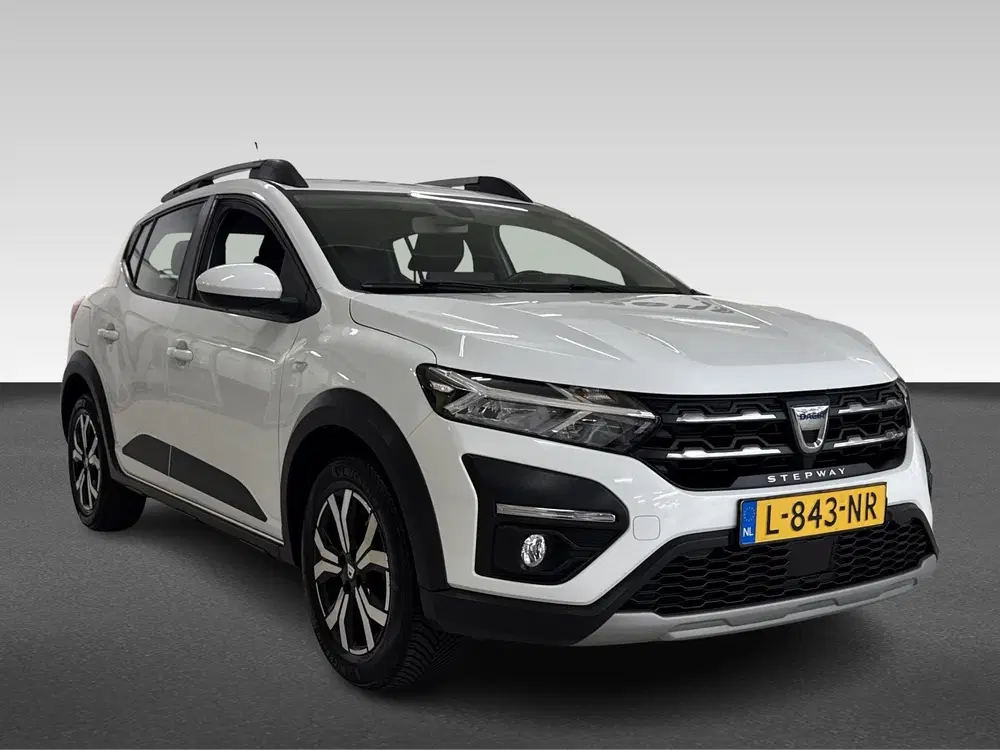 Dacia Sandero 1.0 TCe 90 Comfort uit 2021, foto 8