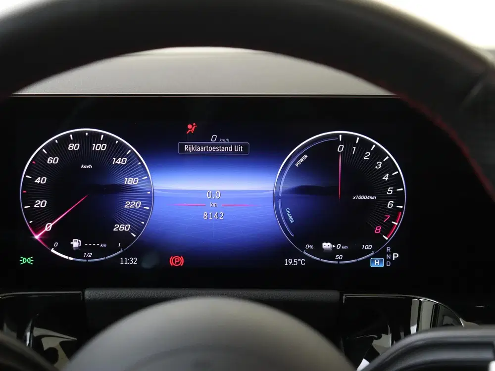 Mercedes-Benz GLA 250 e Business Solution AMG uit 2026, foto 12