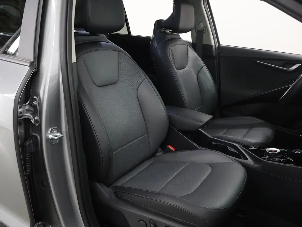Kia Niro 1.6 GDi Hybrid Launch Edition uit 2023, foto 10