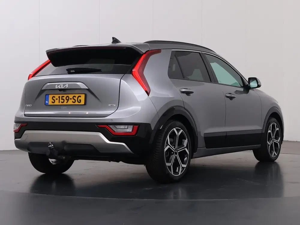 Kia Niro 1.6 GDi Hybrid Launch Edition uit 2023, foto 2