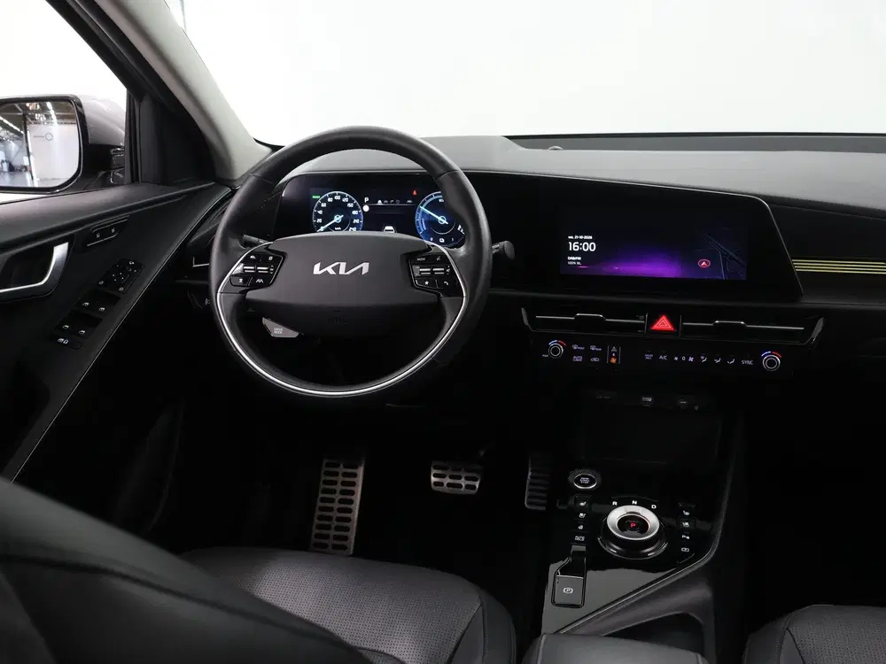 Kia Niro 1.6 GDi Hybrid Launch Edition uit 2023, foto 9