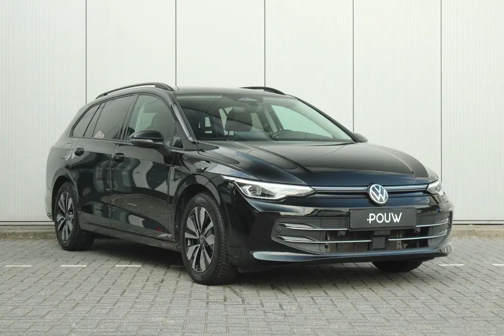 Volkswagen Golf 1.5 eTSI 150pk DSG Life 'Goal' uit 2025, foto 10