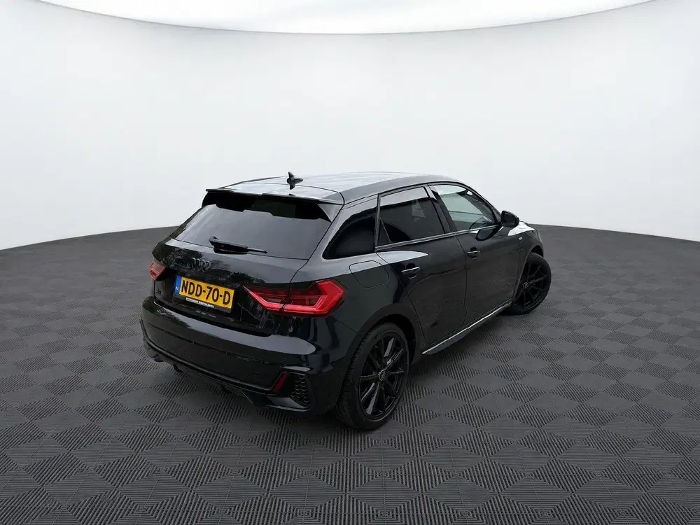 Audi A1 25 TFSI Pro Line S Black Edition uit 2022, foto 3