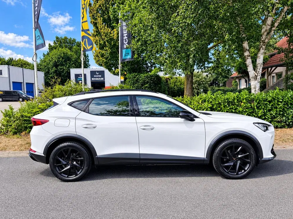 Cupra Formentor 1.4 TSI e-Hybrid 204PK Leder•Navi•ACC uit 2022, foto 2