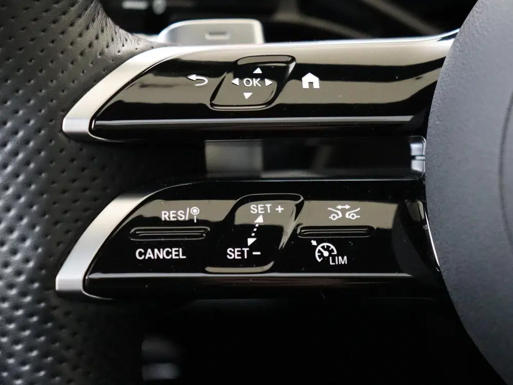 Mercedes-Benz E-Klasse 400 e 4MATIC Exclusive Line Premium P uit 2024, foto 12