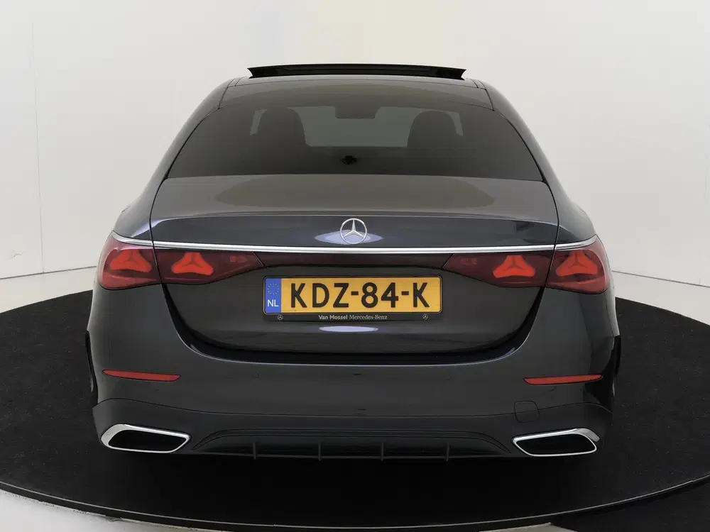 Mercedes-Benz E-Klasse 400 e 4MATIC Exclusive Line Premium P uit 2024, foto 7