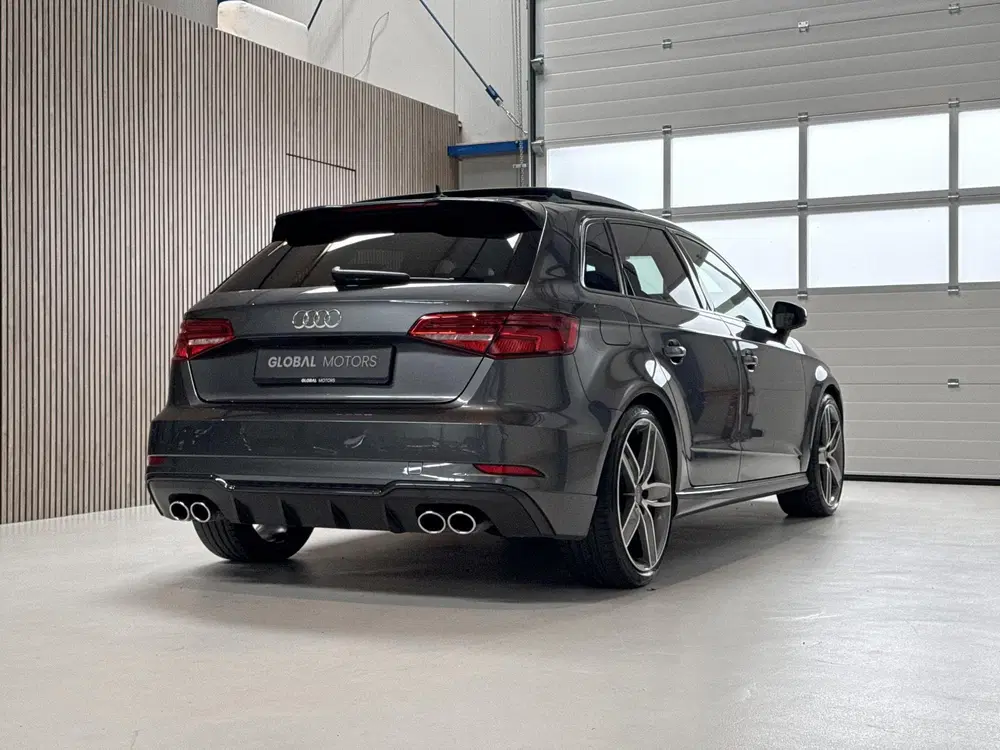 Audi A3 2.0 TFSI S3 Quattro Pro Line Plus uit 2019, foto 2