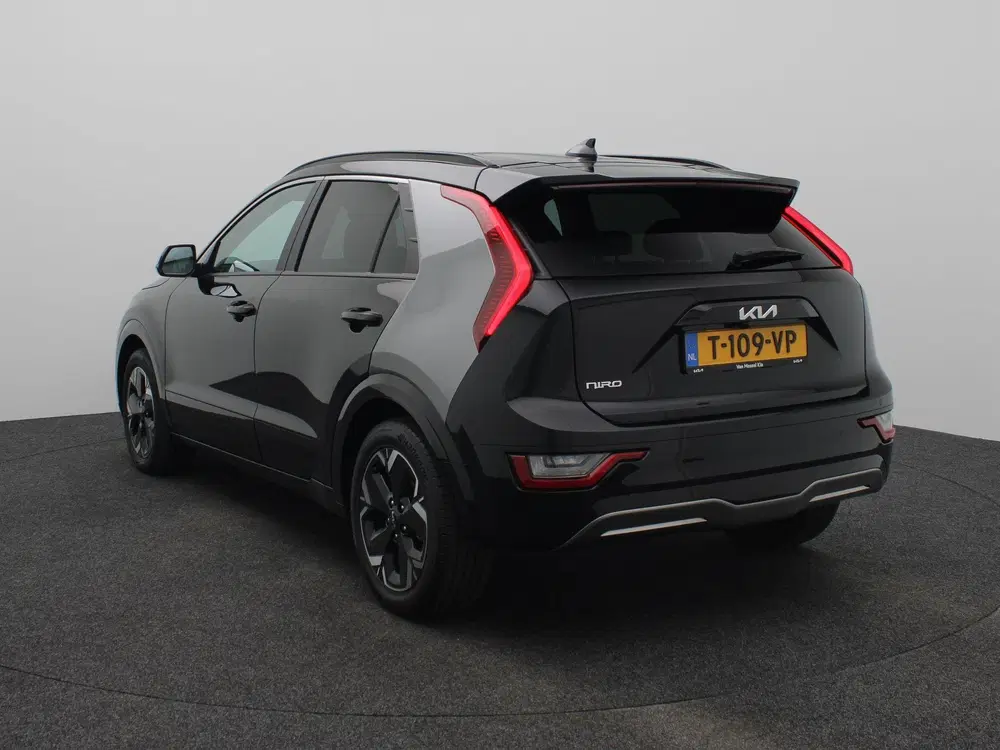 Kia Niro ExecutiveLine 64.8 kWh uit 2023, foto 2