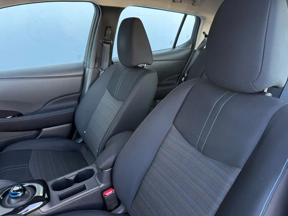 Nissan Leaf Acenta 40 kWh uit 2021, foto 7