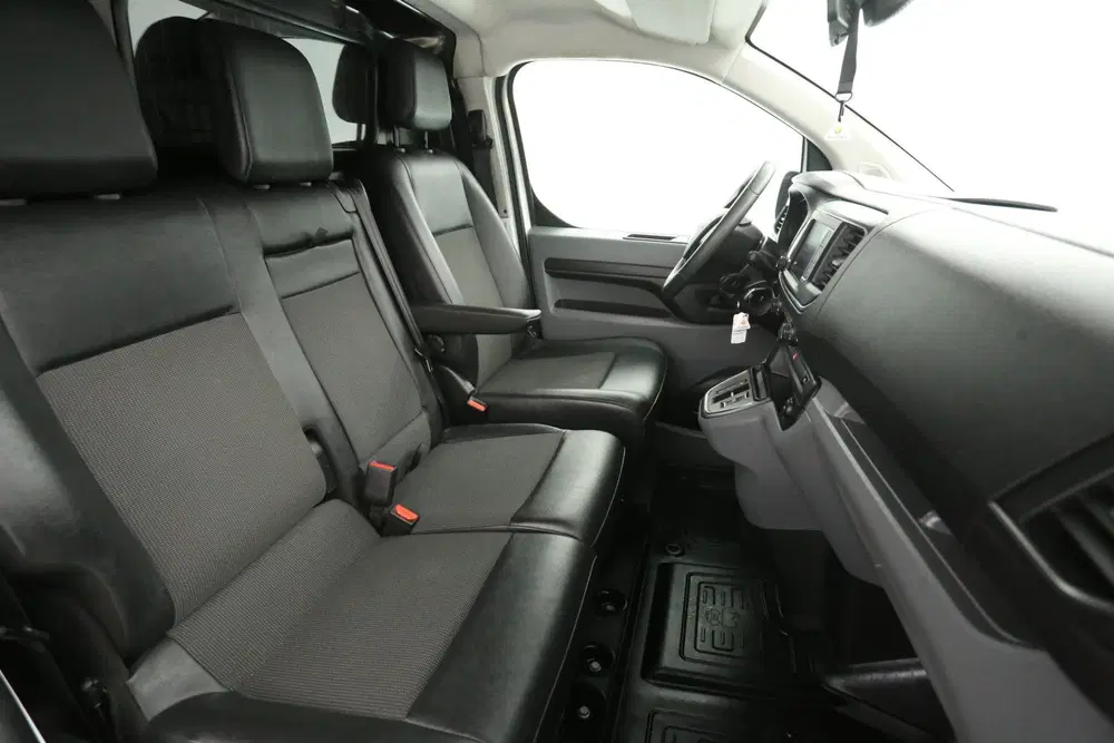 Toyota Proace 75 kWh L3H1 Long Range uit 2022, foto 13