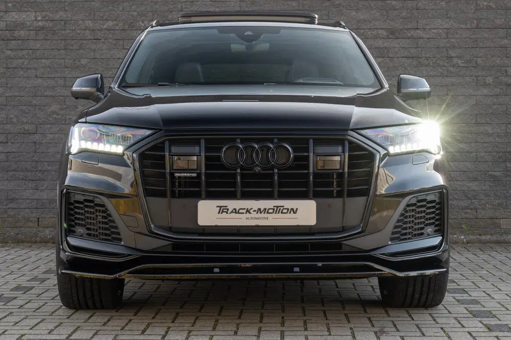 Audi Q7 60 TFSI e quattro Competition PANORAMADAK uit 2020, foto 4