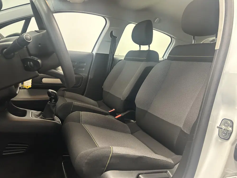 Citroën C3 Citroen C3 1.2 PureTech C-Series uit 2023, foto 13