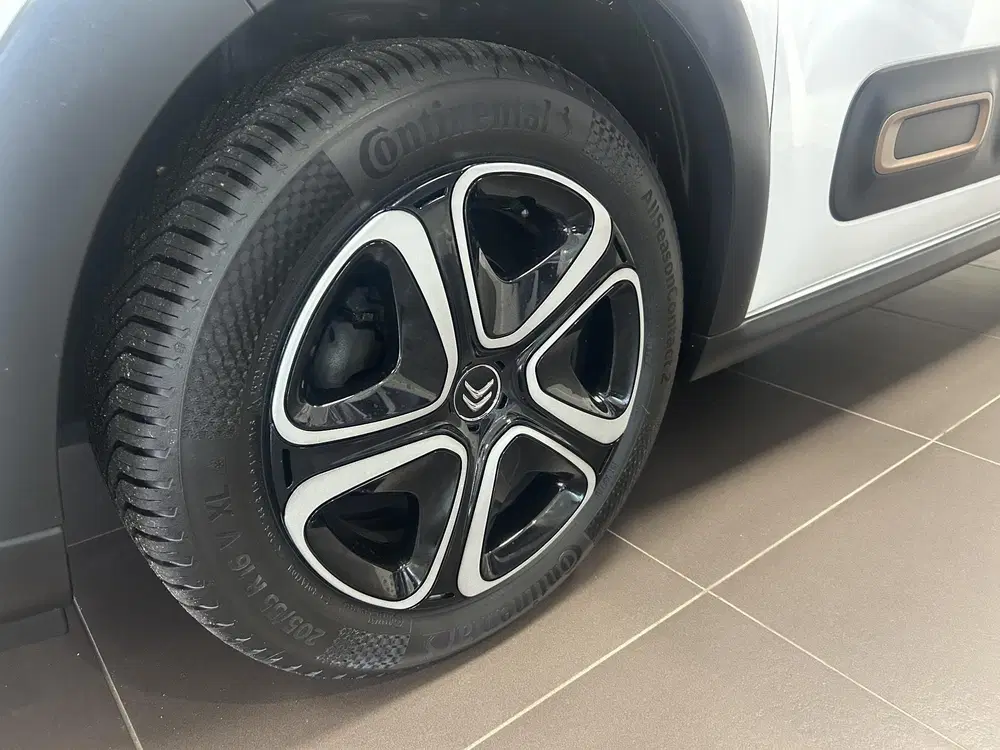 Citroën C3 Citroen C3 1.2 PureTech C-Series uit 2023, foto 15