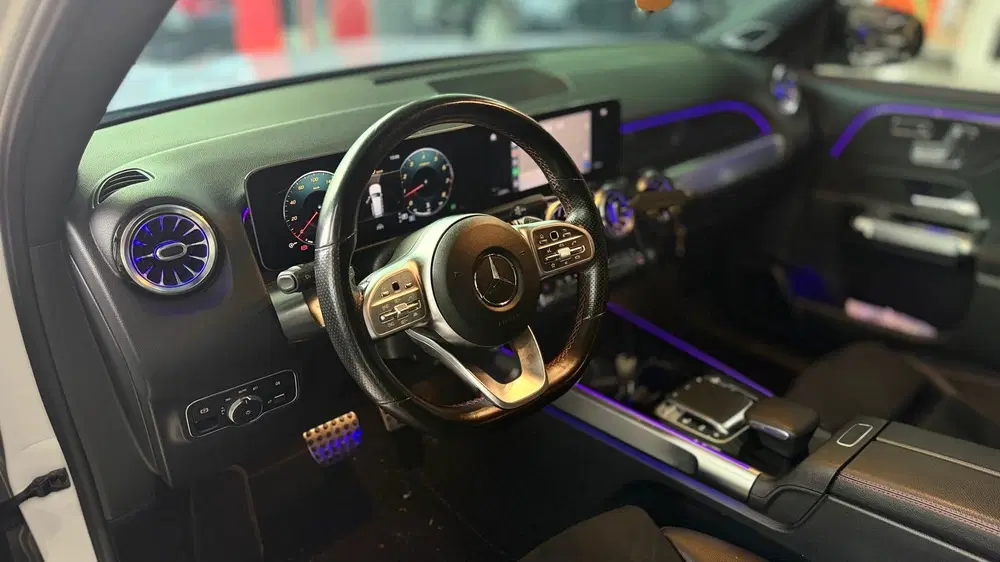 Mercedes-Benz GLB 250 4MATIC Premium Plus uit 2020, foto 6