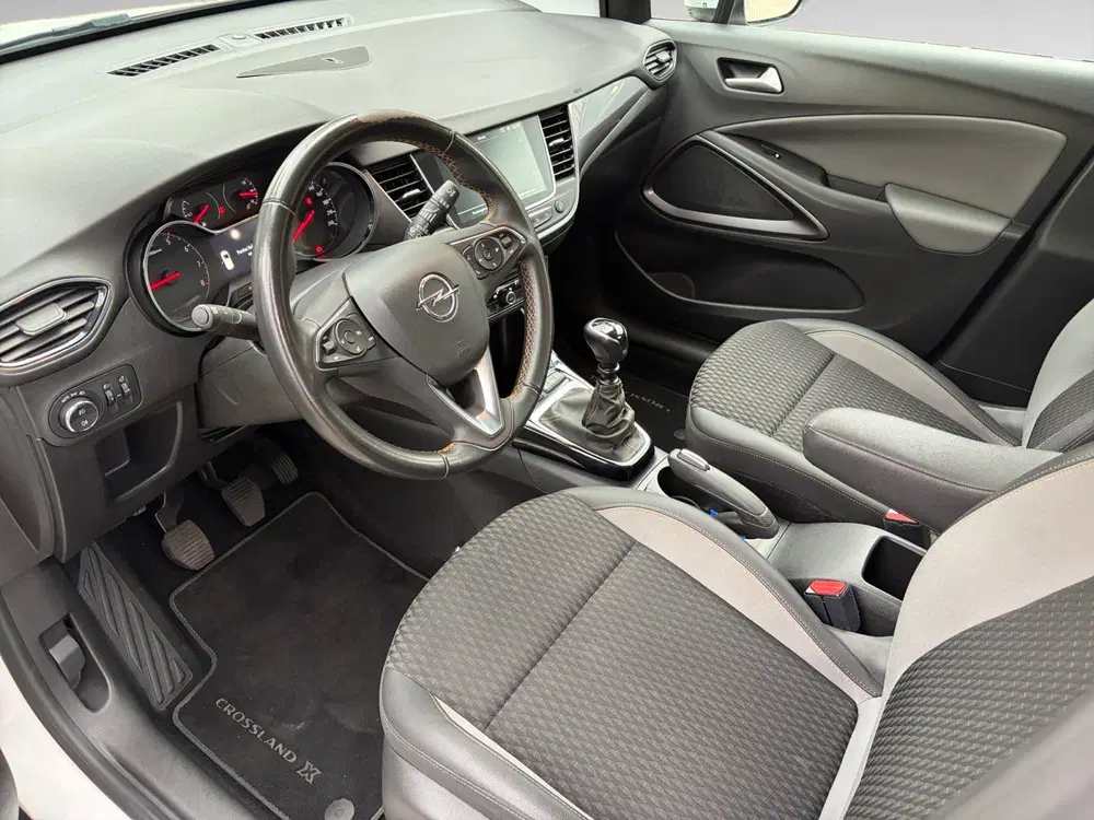 Opel Crossland 1.2 Turbo Innovation uit 2019, foto 4