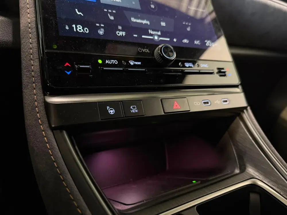 Lexus LBX 1.5 Cool 2WD Advanced Pack uit 2024, foto 13