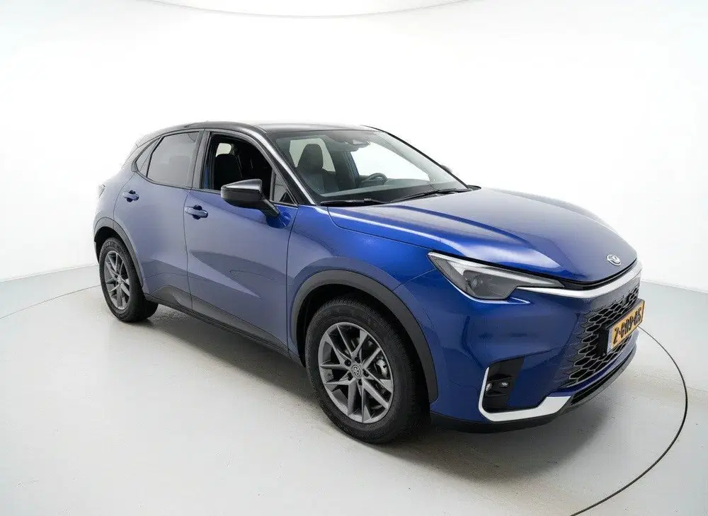 Lexus LBX 1.5 Cool 2WD Advanced Pack uit 2024, foto 2