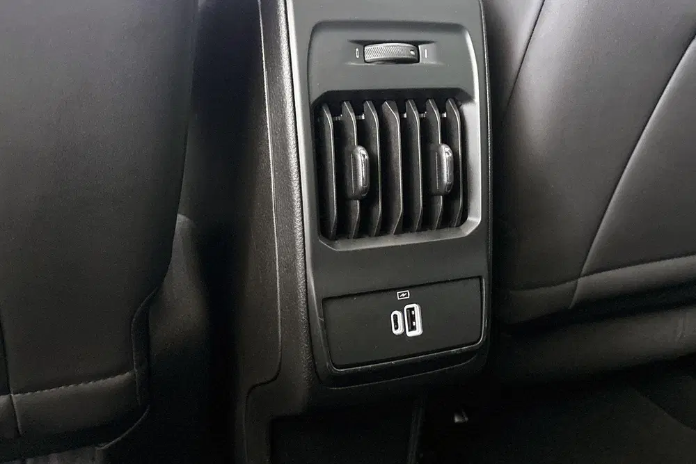Alfa Romeo Tonale 1.3T PHEV Edizione Speciale Panoramadak Le uit 2024, foto 13