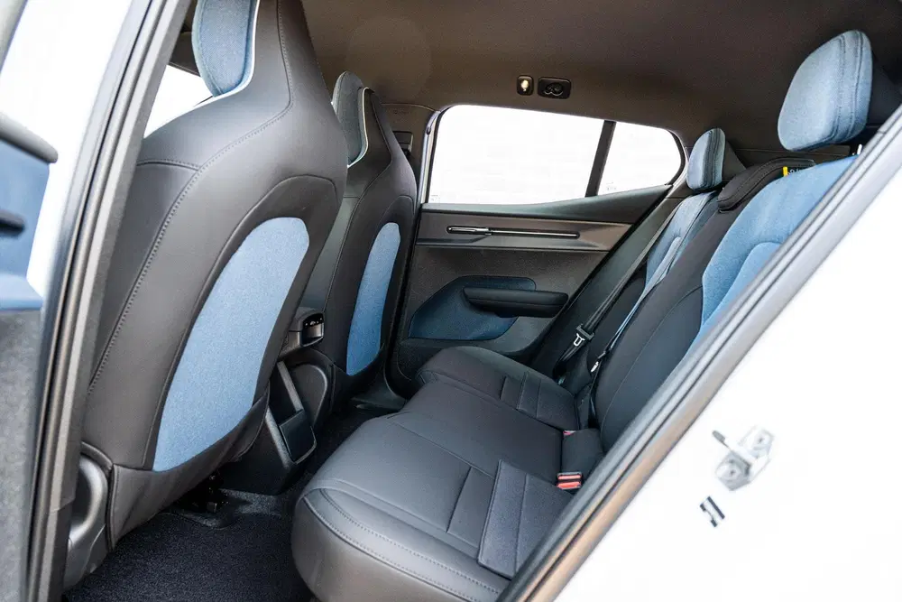 Volvo EX30 P3 Plus Europa 51 kWh uit 2026, foto 9