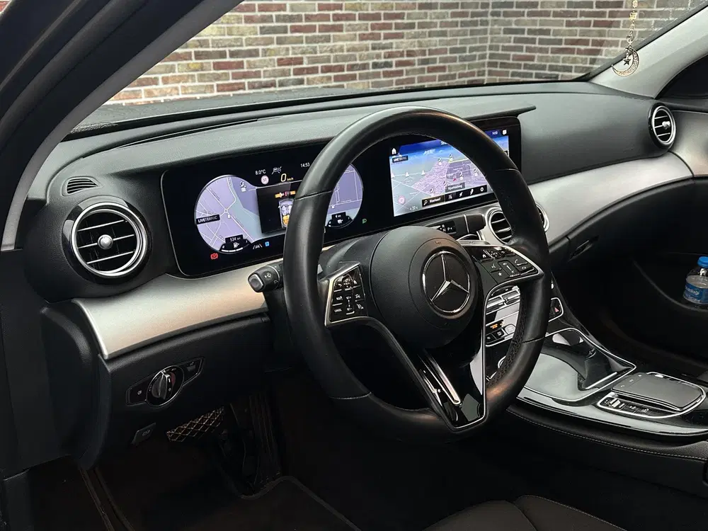 Mercedes-Benz E-Klasse 300 e Luxury line Open Dak HeadUp Dea uit 2020, foto 3