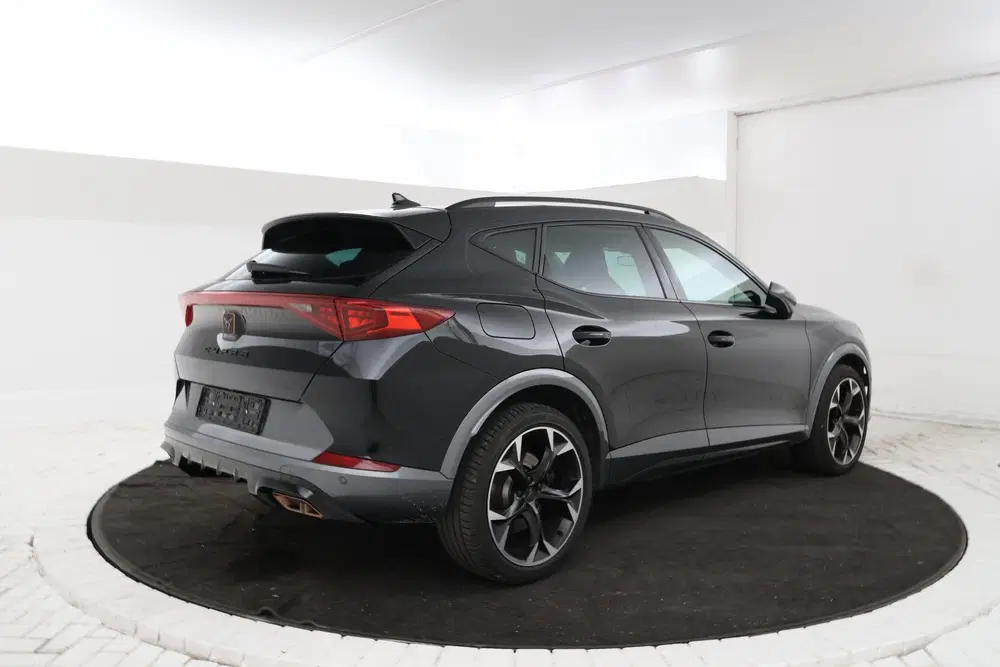Cupra Formentor 1.4 e-Hybrid VZ Black Edition Panorama uit 2022, foto 2