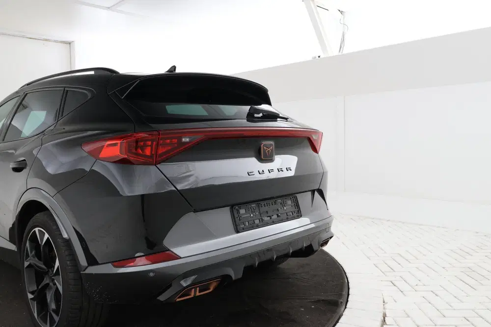 Cupra Formentor 1.4 e-Hybrid VZ Black Edition Panorama uit 2022, foto 8