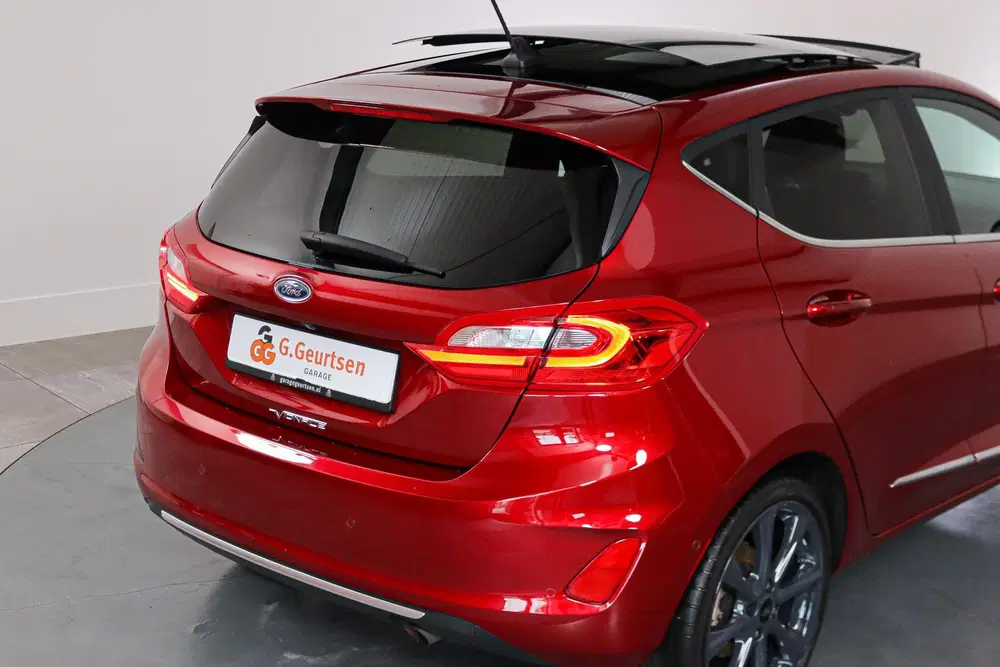 Ford Fiesta 1.0 EcoBoost Vignale Panoramadak uit 2019, foto 15