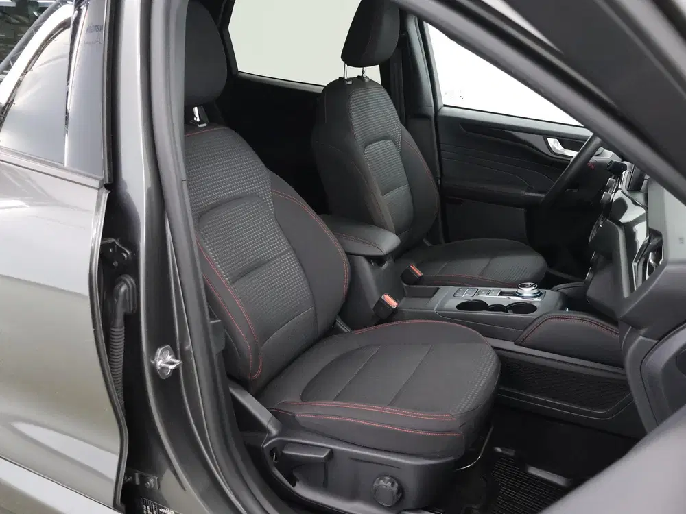 Ford Kuga 2.5 PHEV ST-Line uit 2022, foto 11
