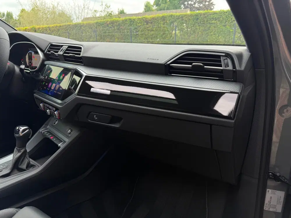 Audi Q3 35 TFSI S-Line 150 pk Blackstyle uit 2024, foto 11