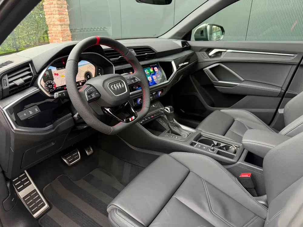 Audi Q3 35 TFSI S-Line 150 pk Blackstyle uit 2024, foto 5